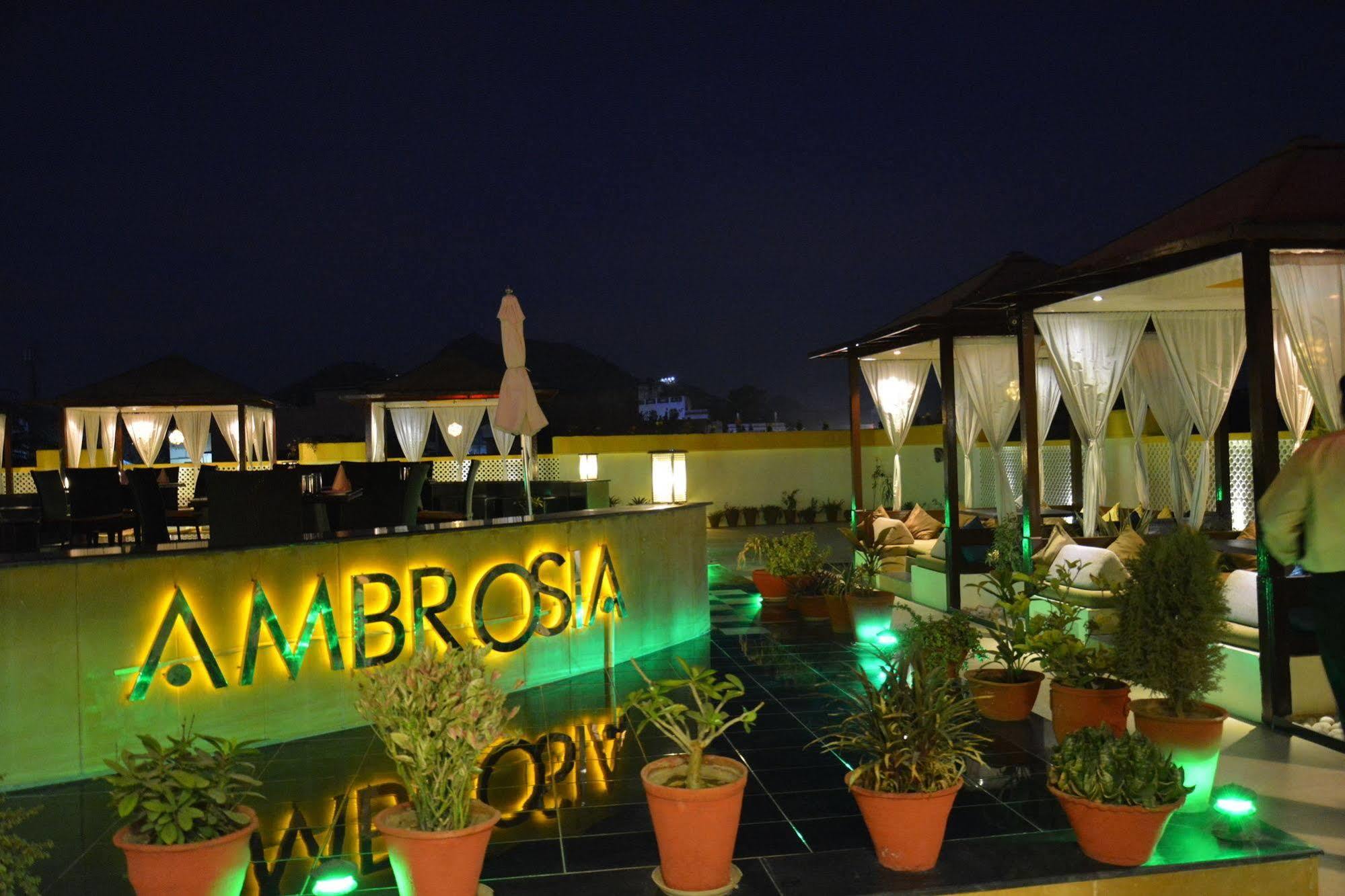 The Ambassador - Hotel & Conference Center Ajmer Exterior photo